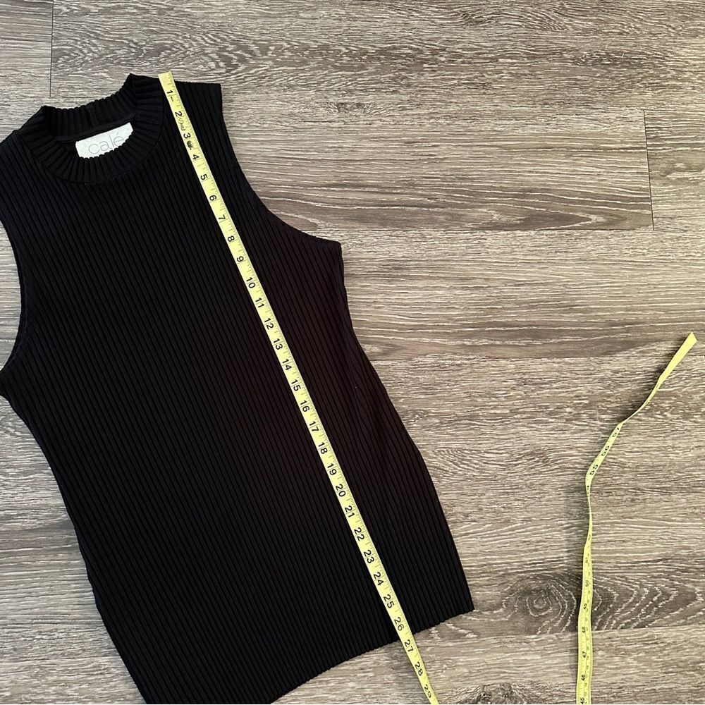 Cale Ribbed High Neck Sleeveless top - Picture 7 of 8